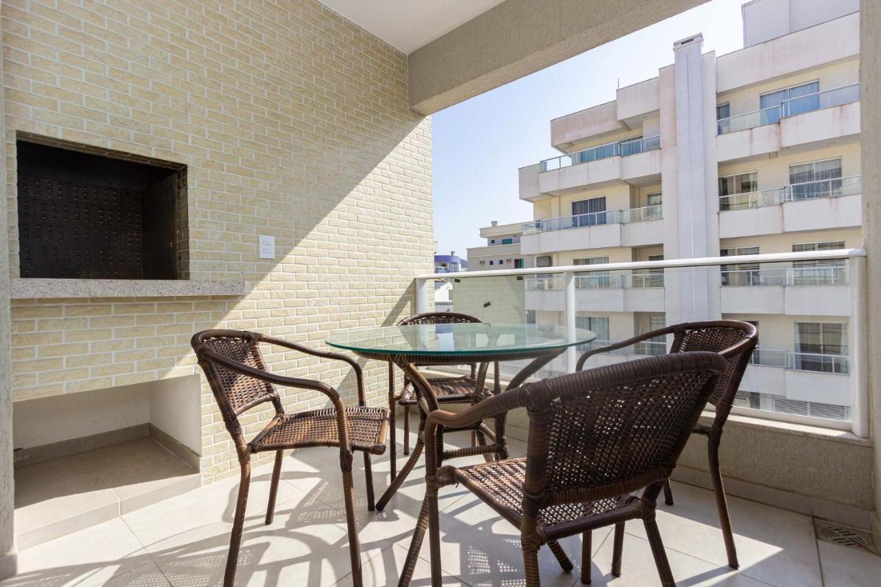 Riomaggiore 201 -Lindo Apartamento 200M Da Praia De Bombas - Excelente Custo Beneficio - Roupas De Cama E Toalhas Inclusas. Bombinhas Bagian luar foto